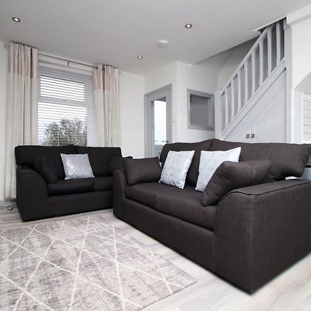Sleeps 6, Smart Tv'S, Parking Swansea & Morriston Hospital Apartment Екстериор снимка